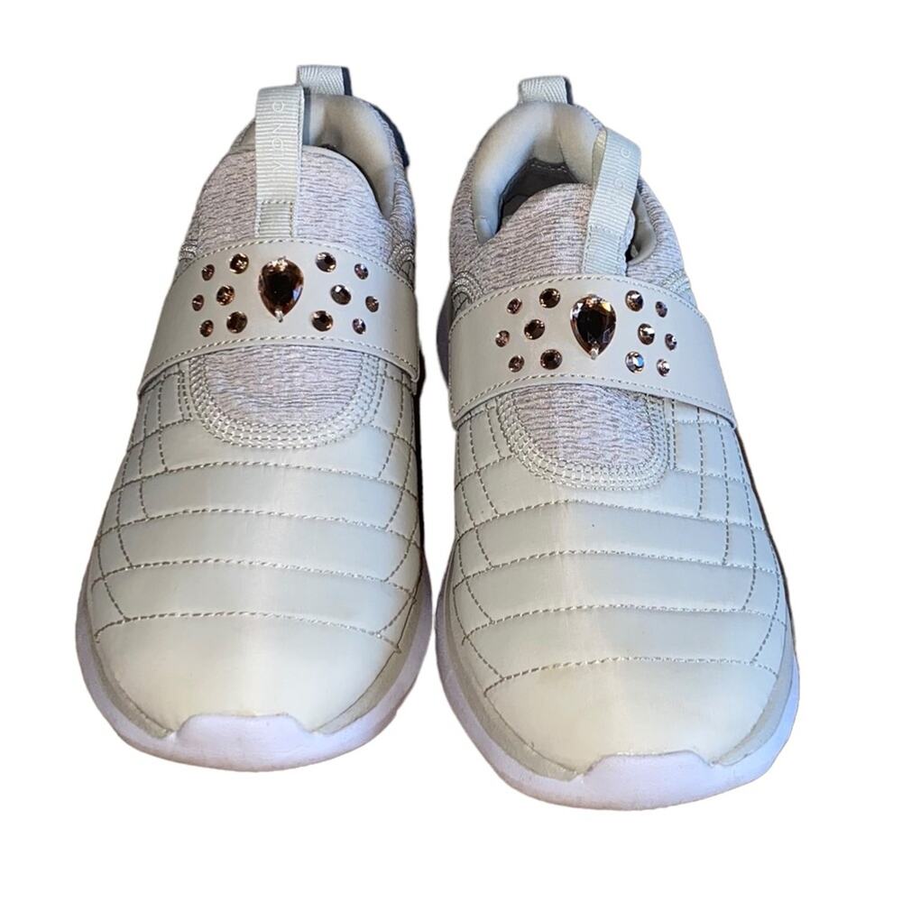 Vionic Dianne Slip On Sneakers Cream Studded‎ Comfort Shoes Size 6.5